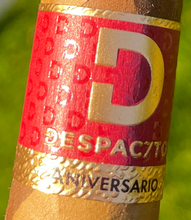 Despacito Aniversario Piramide Doble